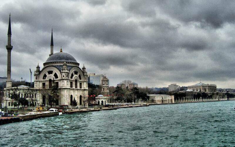DOLMABAHCE PALACE TOUR (Half Day Morning)