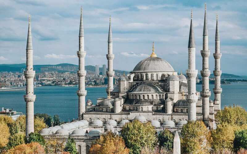 DOLMABAHCE PALACE TOUR (Half Day Morning)